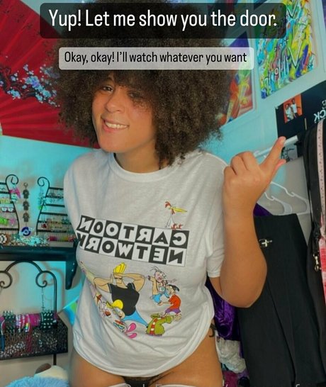 varsenexfree only fans leaked