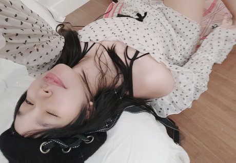 Emiliabear ass onlyfans