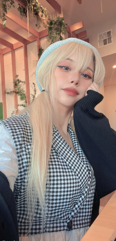 idlesann free onlyfans naked