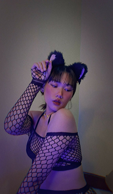 Moji3693 tits onlyfans