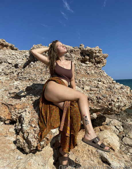 rocket bb nudes onlyfans leaked