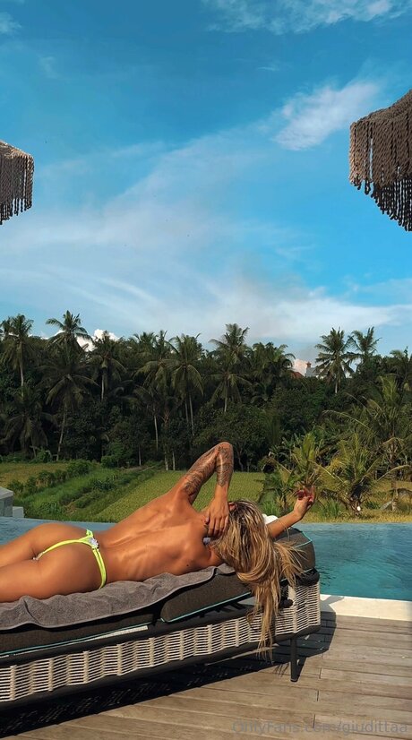 giudittaa onlyfans model images