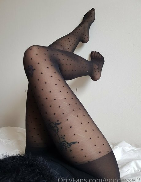 maybel2 onlyfans leak