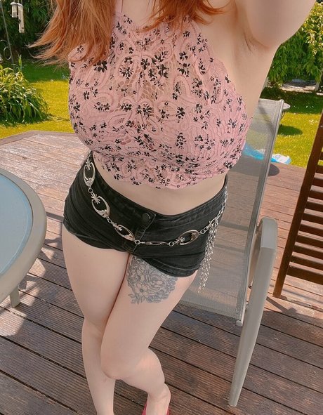 daisybanaisy naked on onlyfans