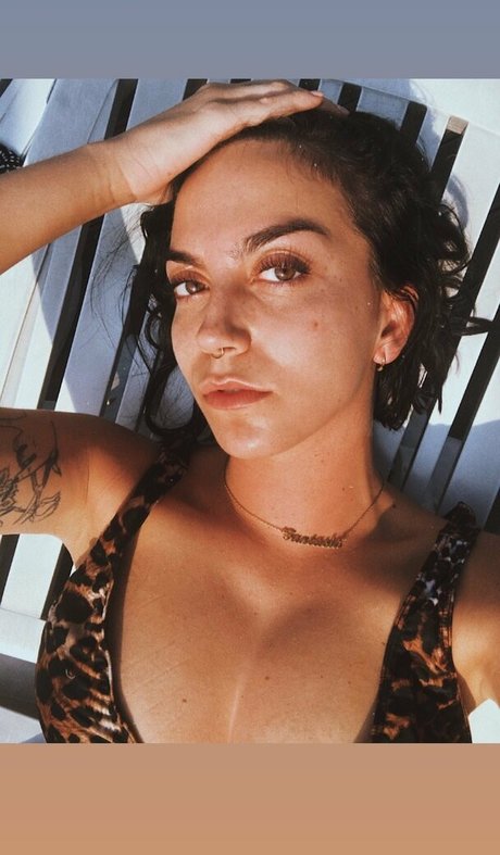 Maria Valero onlyfans boobs