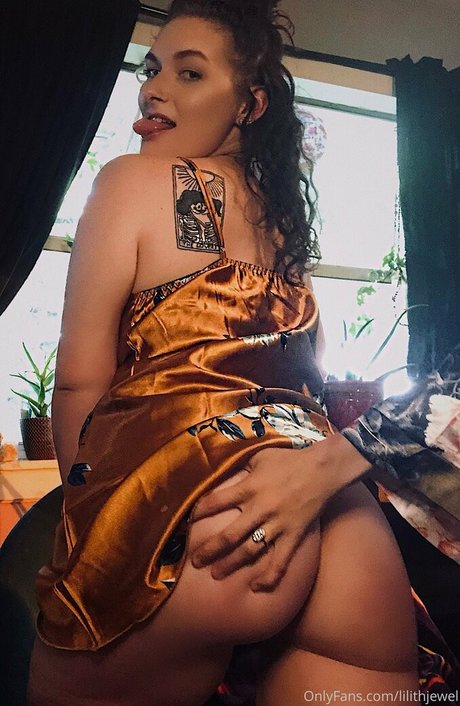 lilithjewel free onlyfans
