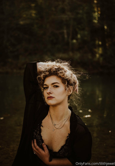 lilithjewel only fans free