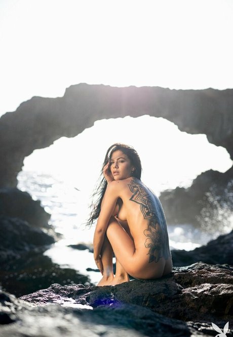 Estefania Pahe strip onlyfans