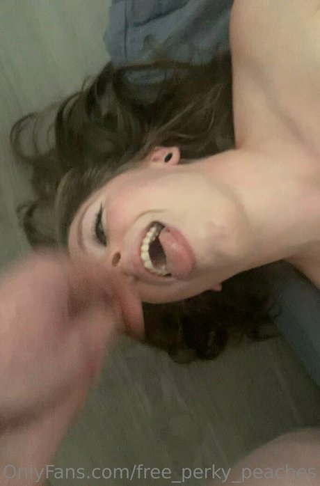 free perky peaches onlyfans pic
