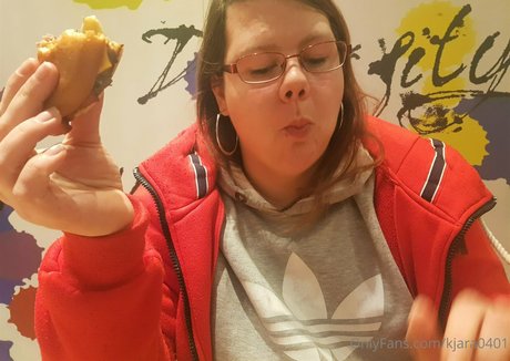 kjara0401 onlyfans naked