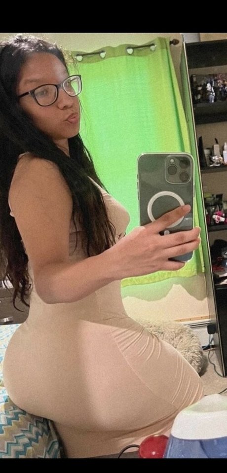 yetseniaa leaked only fans porn