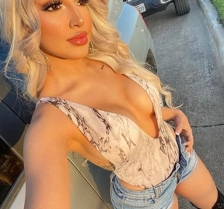 Marlen Cuevas onlyfans post