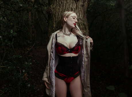 laceandleashes onlyfans leak nudes