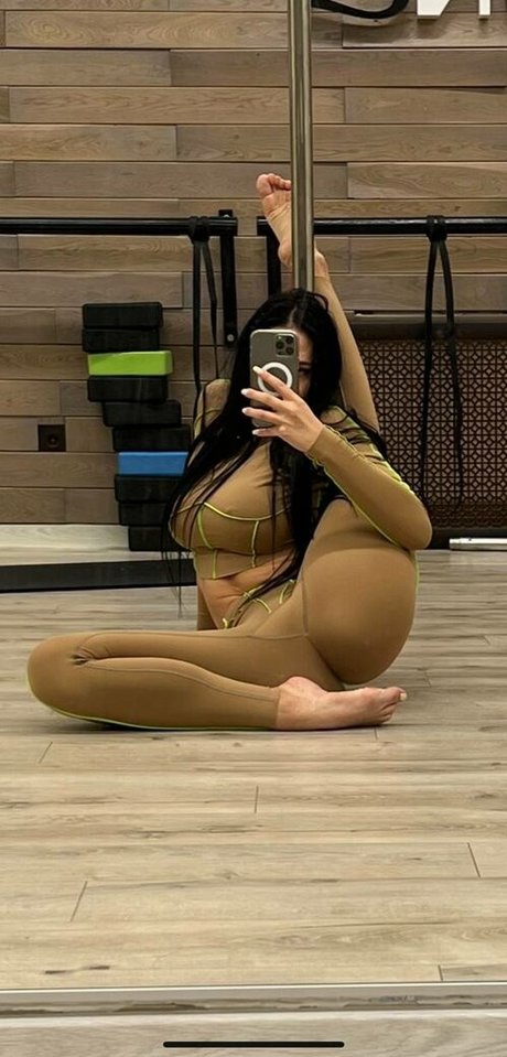 alinajimmychoo only fans.