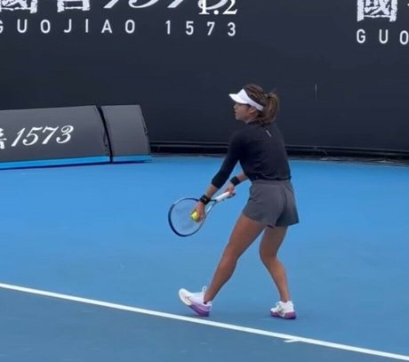 Emma Raducanu onlyfans boobs