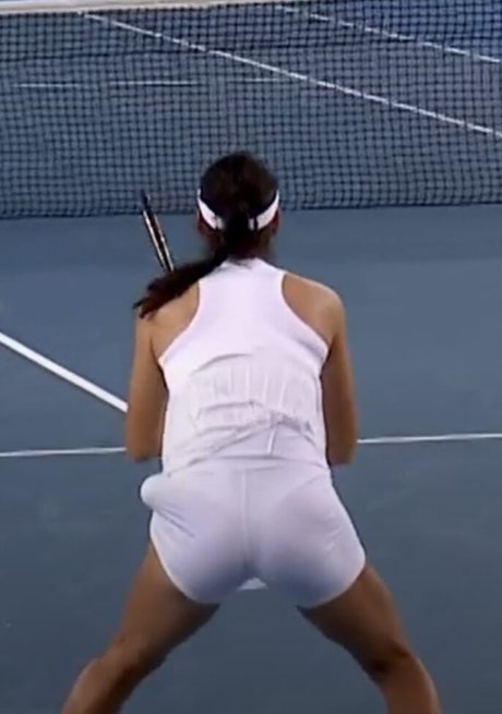 Emma Raducanu onlyfans naked leaked