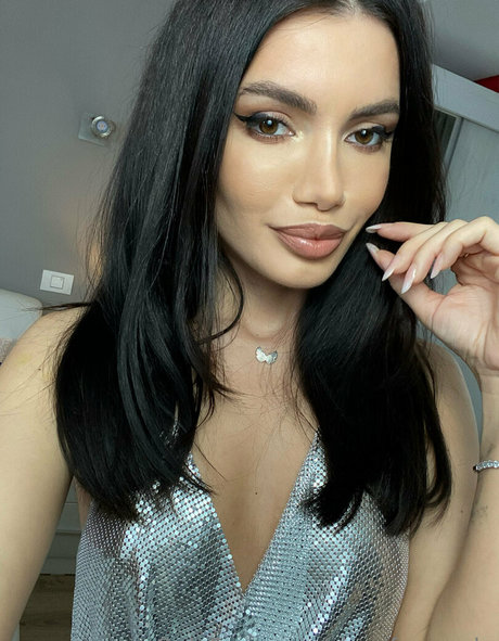 sinsofamanda nude onlyfans porn