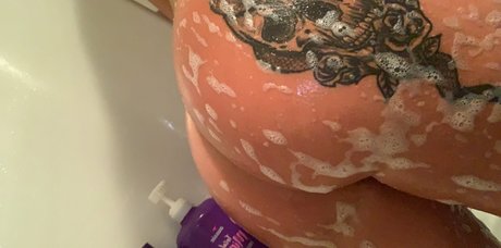 peachyfriday leaked onlyfans pictures