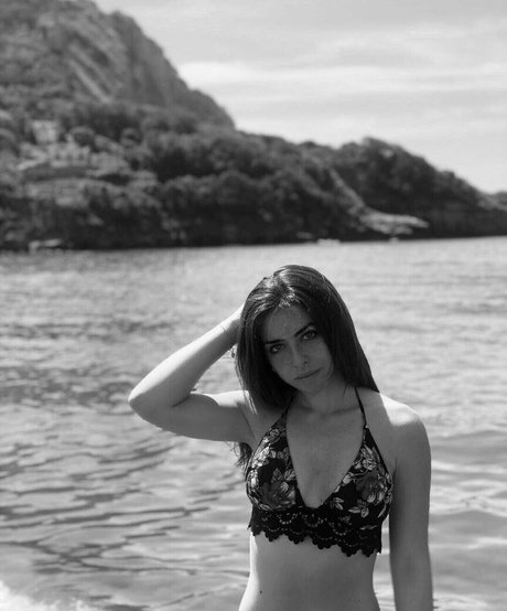 IlaMos ASMR onlyfans nide