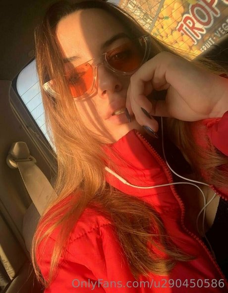 night muffin onlyfans model