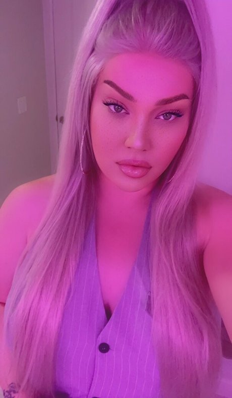 Ts Blondie feet onlyfans