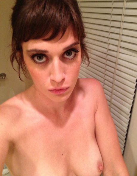 Lizzy Caplan onlyfans sex leaked