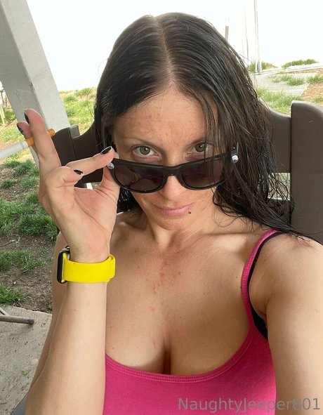 naughtyjeeper801f onlyfans public photos