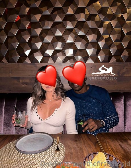 FitandFlirtyHotwife only fans leaks