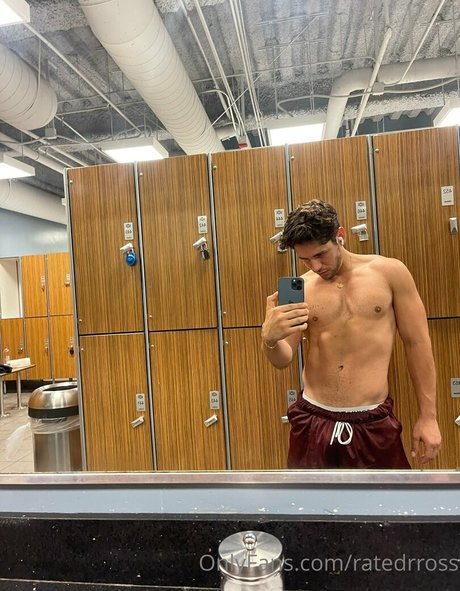 ratedrross onlyfans strip