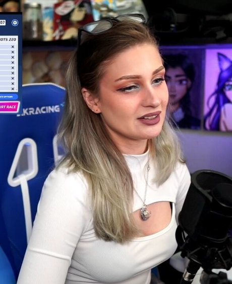 IceTokki naked on onlyfans