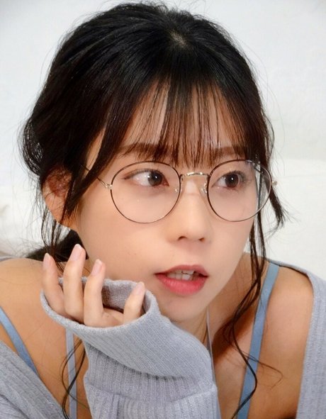 Hikaru Aoyama Profile pic