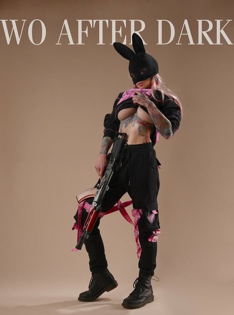 Girls With Guns onlyfans model