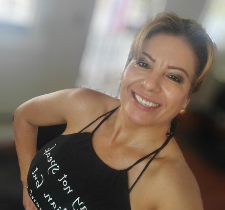 Mexymilf nude on onlyfans