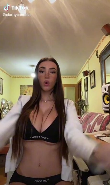 claraycandela onlyfans picture