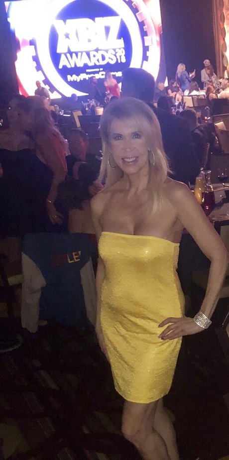 ericalauren onlyfans naked leak