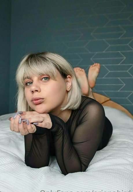 arianabird onlyfans archives