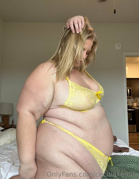 ceciliaxemily onlyfans images