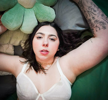 jadesnextdoor only fans leak