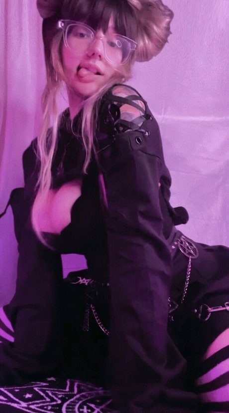 lewdfaerie onlyfans page