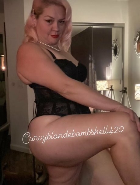 curvyblondebombshell420 new leaked onlyfans