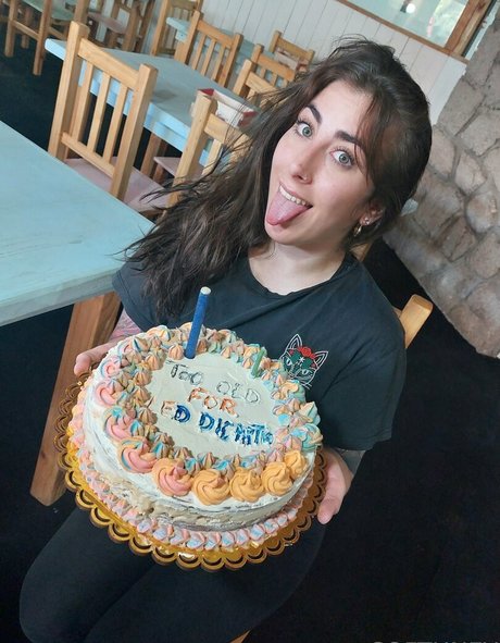 ursoftbee onlyfans nude