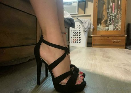 swingingset onlyfans striptease