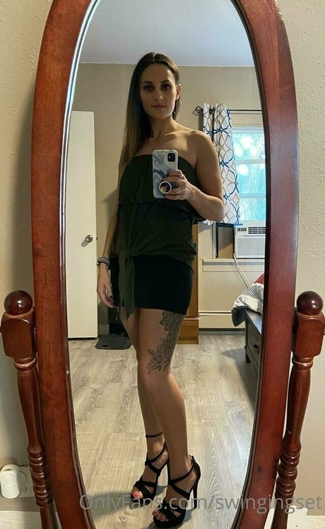 swingingset nude only fans