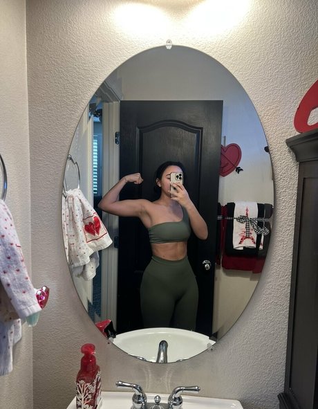 Chellchee only fans xxx