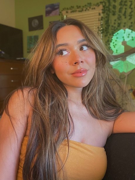 Chellchee onlyfans leaked photos