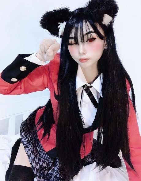 Akari Cos leak only fans