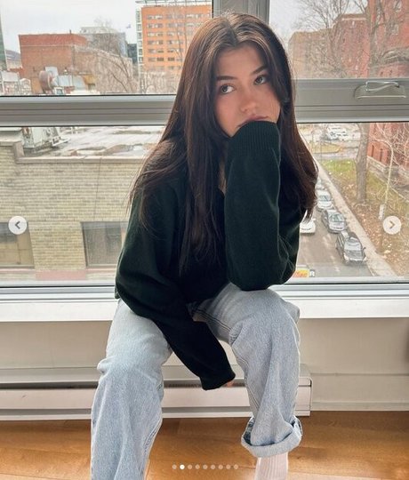 Ava Rose Beaune onlyfans leaked pictures