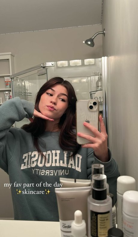 Ava Rose Beaune onlyfans gratis