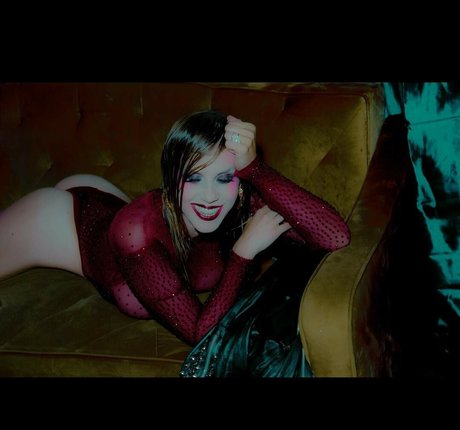 Jodie Sweetin onlyfans naked