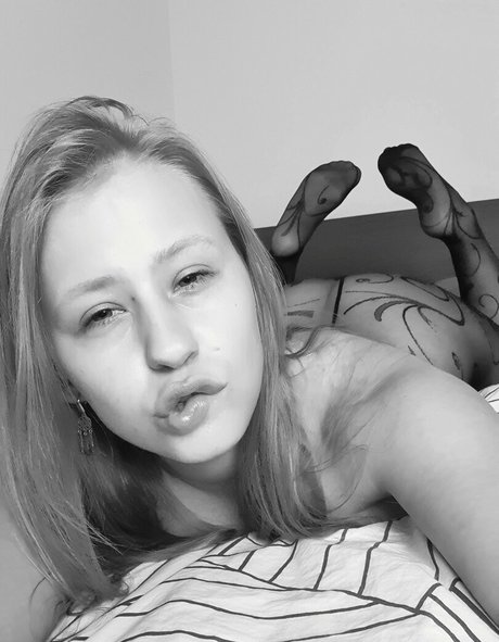 polarainbow naked onlyfans leaked